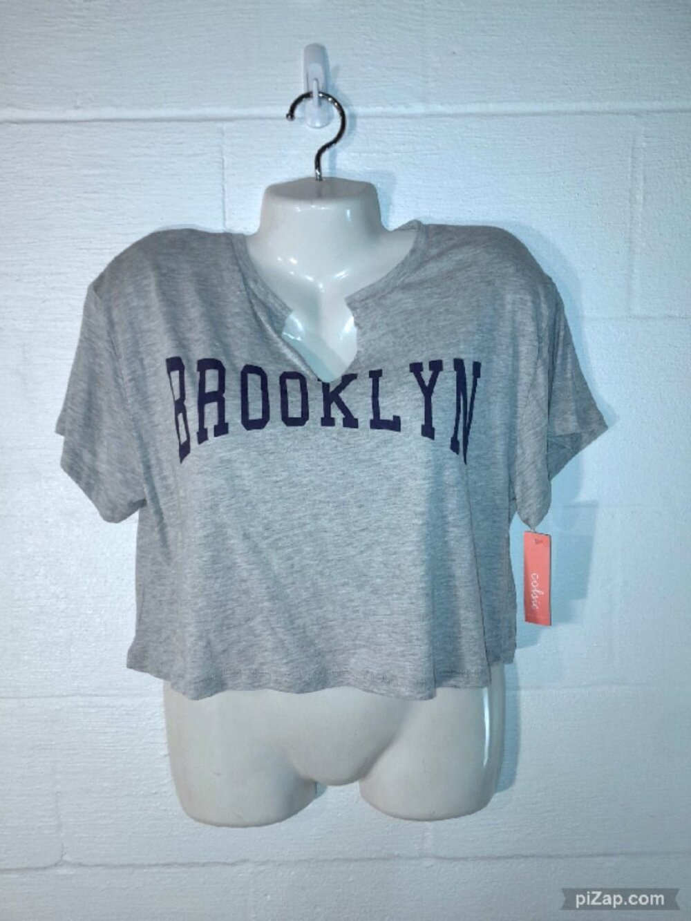 NWT Brooklyn New York Crop Top Colsie Brand Women's Med Oversized New With Tags